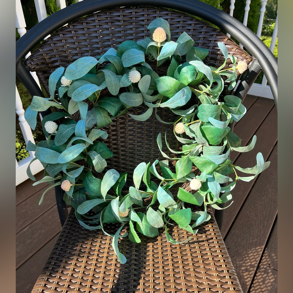 Spring Wreath - Picture 2 of 3